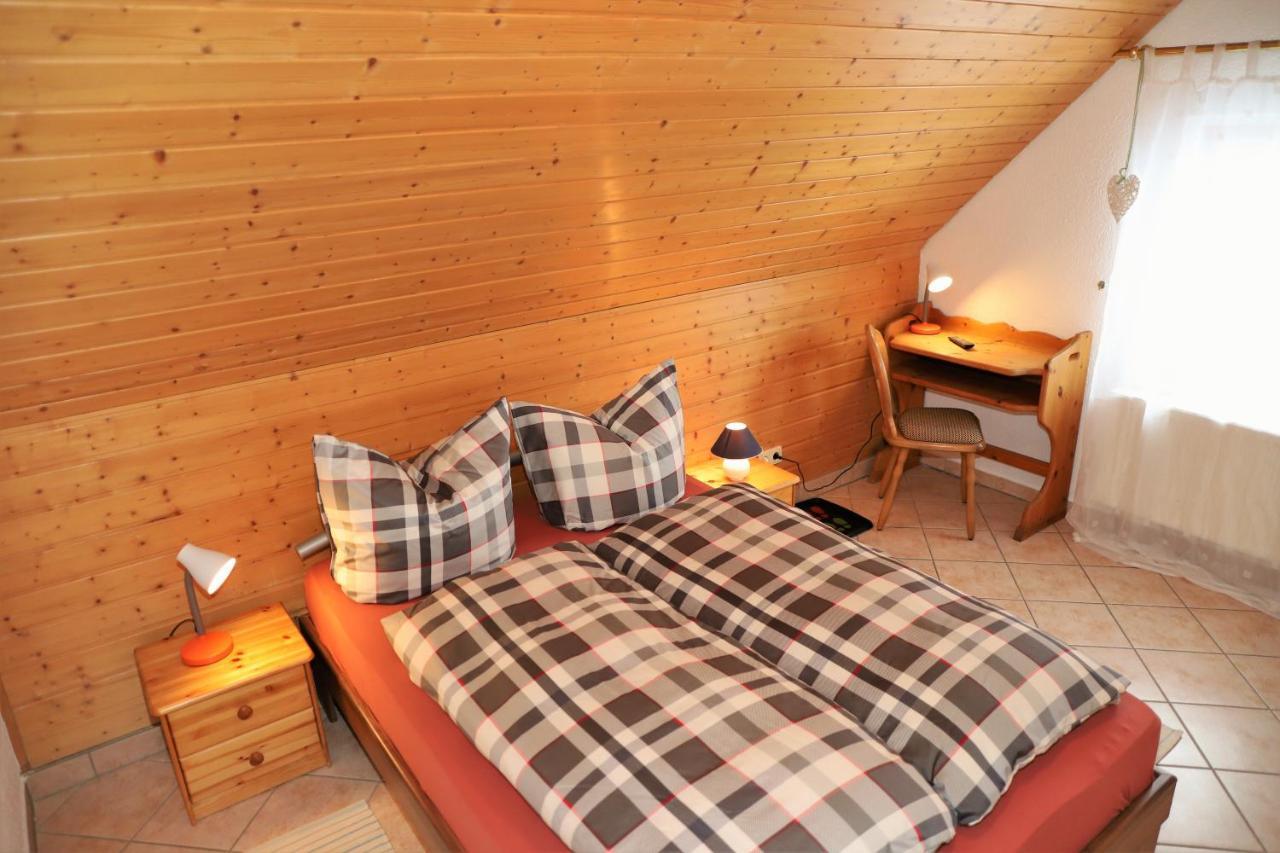 Gaestehaus Willaringen Rickenbach  エクステリア 写真