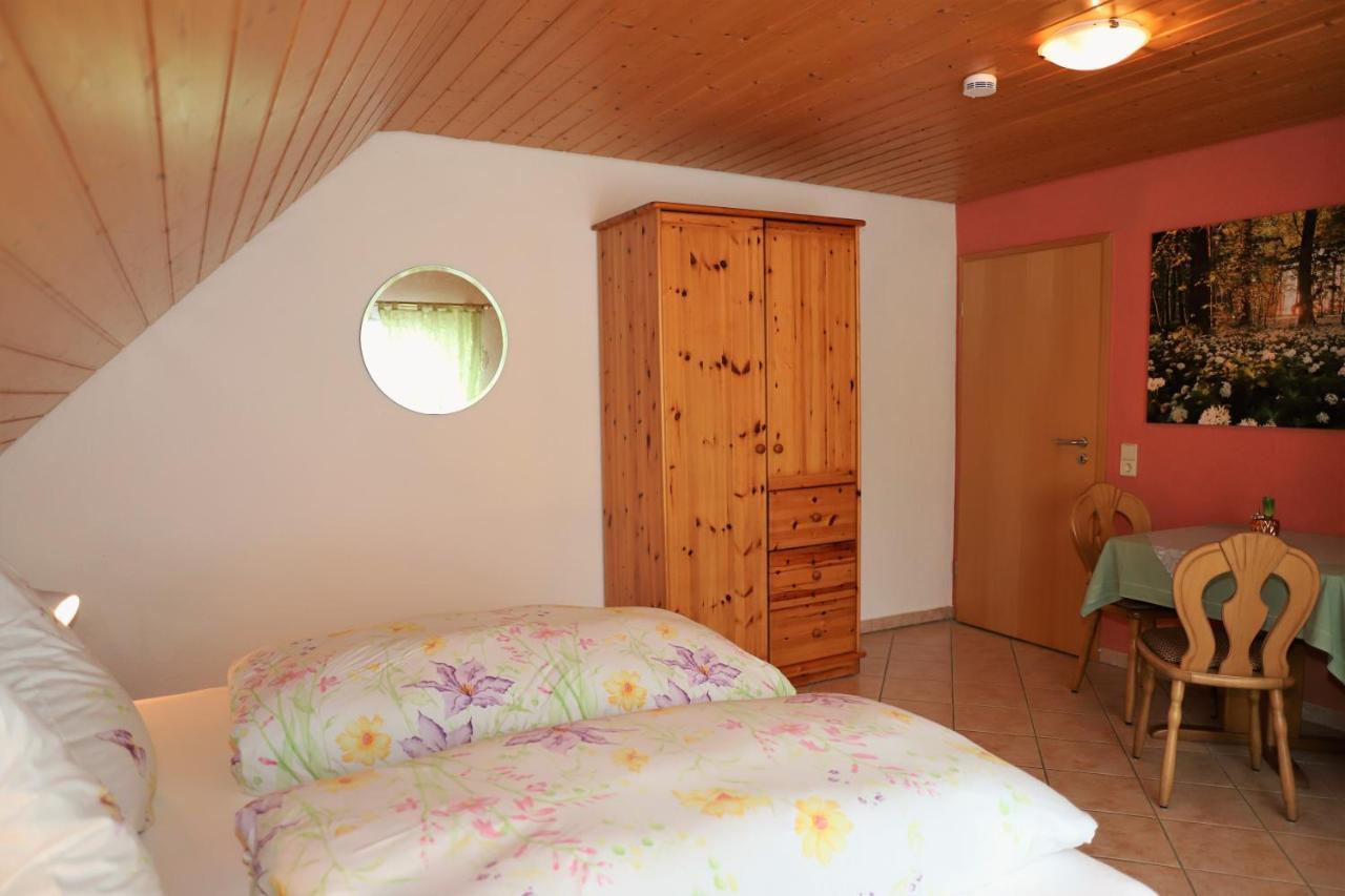 Gaestehaus Willaringen Rickenbach  エクステリア 写真