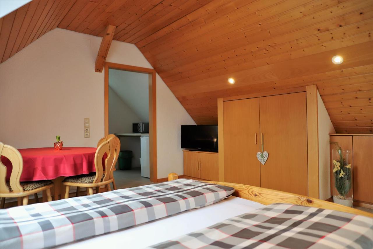 Gaestehaus Willaringen Rickenbach  エクステリア 写真
