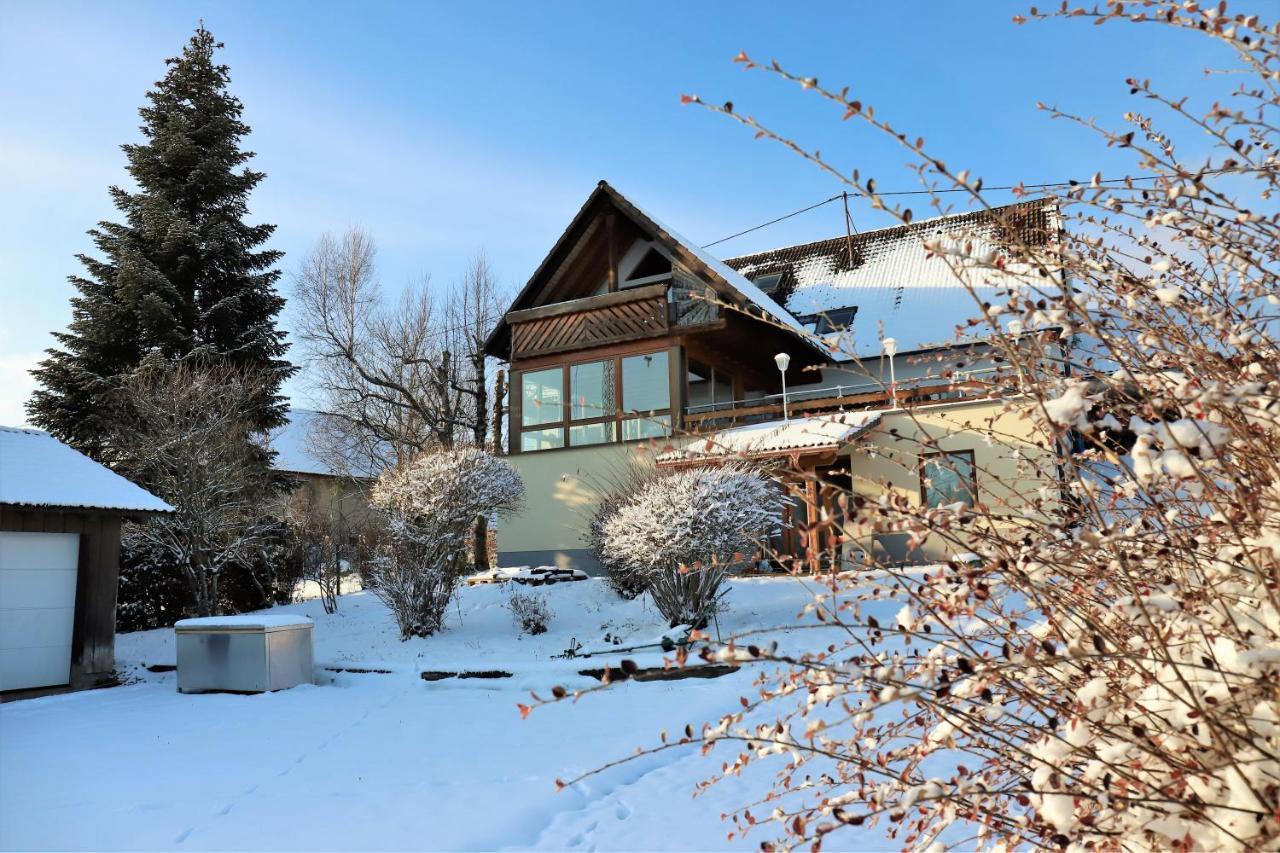 Gaestehaus Willaringen Rickenbach  エクステリア 写真